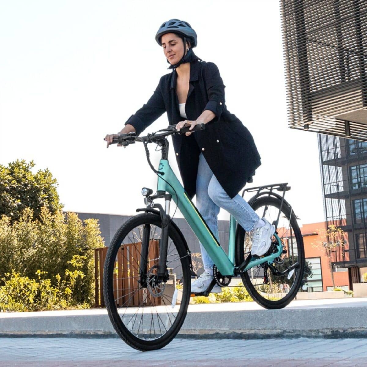 Bicicleta Eléctrica Cecotec Urban Azul 250 W 28"