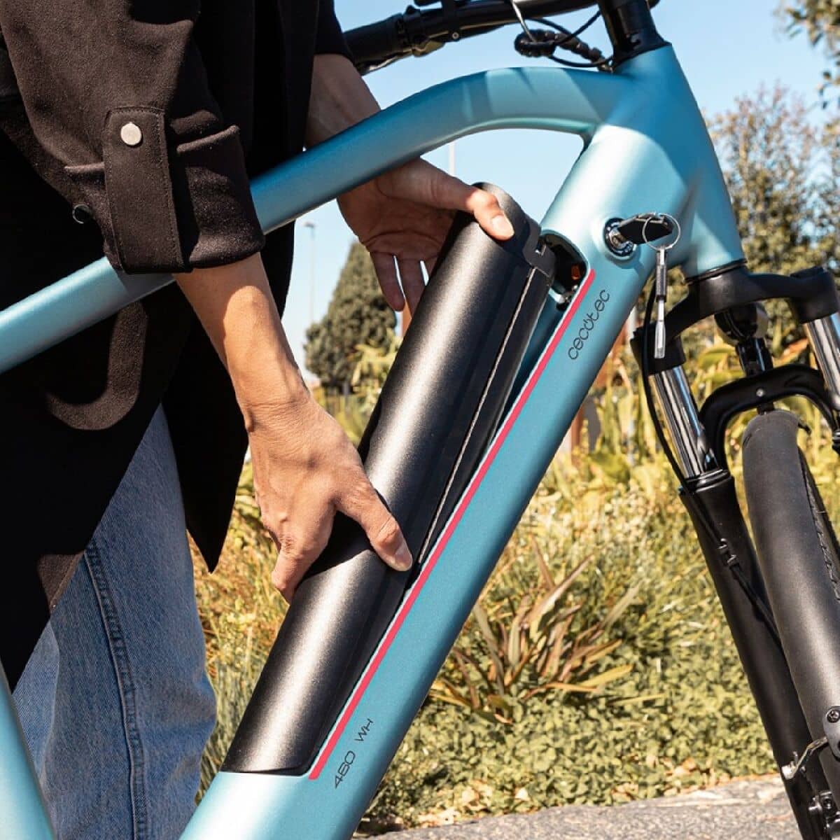 Bicicleta Eléctrica Cecotec Urban Pro 250 W 28"